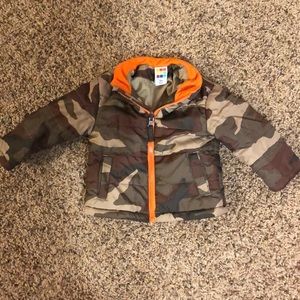 Super cute Camo puffer jacket